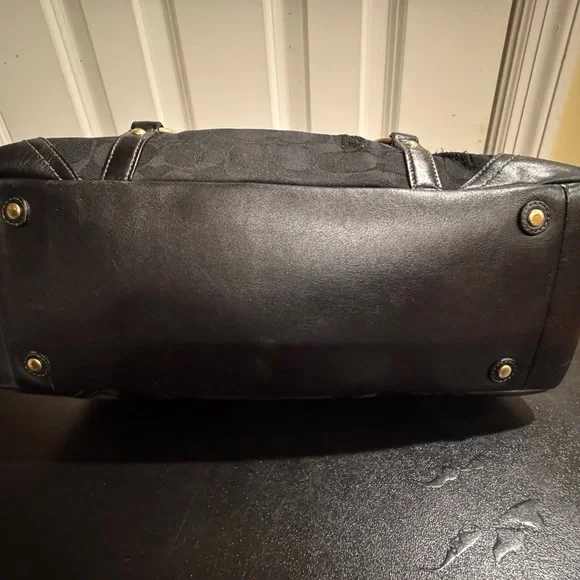 Coach Black Signature Tote 10831 - Picture 6 of 9